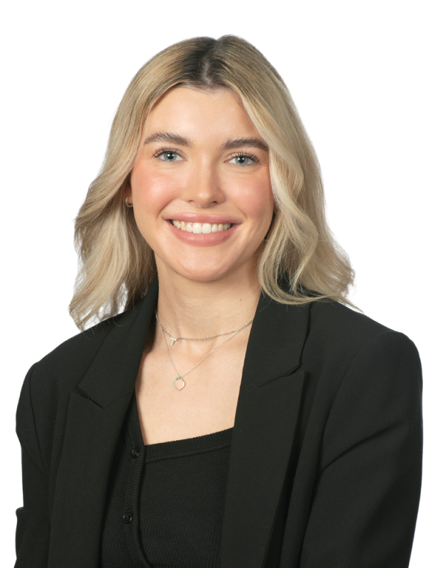 Isabella Murray-Daff - Evolve Legal - White Background